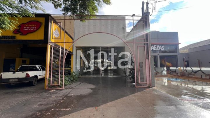 SALAO COMERCIAL