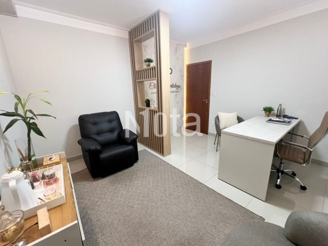 SALA COMERCIAL - ZONA 2