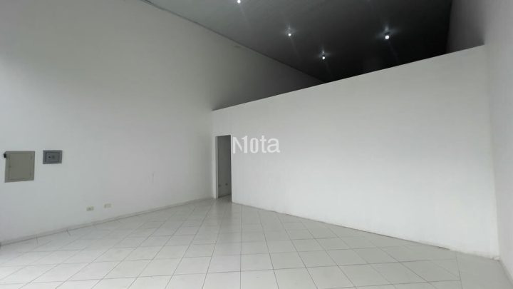 SALAO COMERCIAL