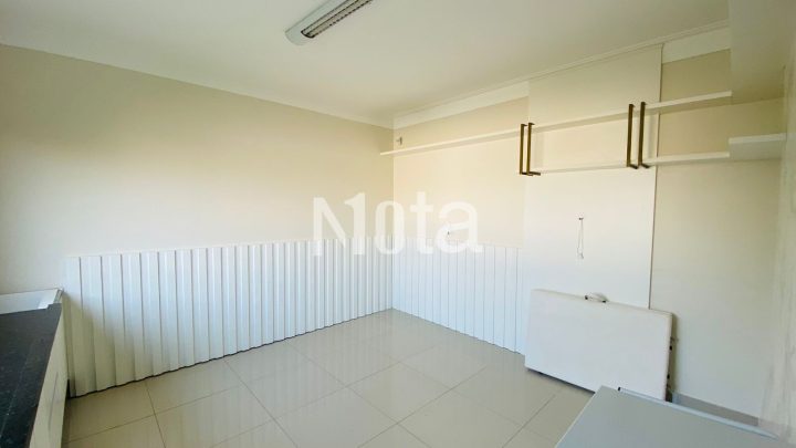SALA COMERCIAL - ZONA 2