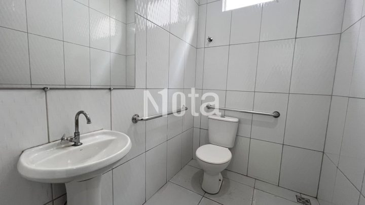 SALAO COMERCIAL